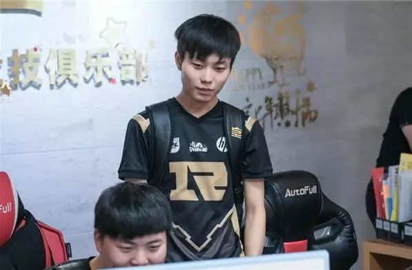 粉丝感到惋 粉丝感到惋