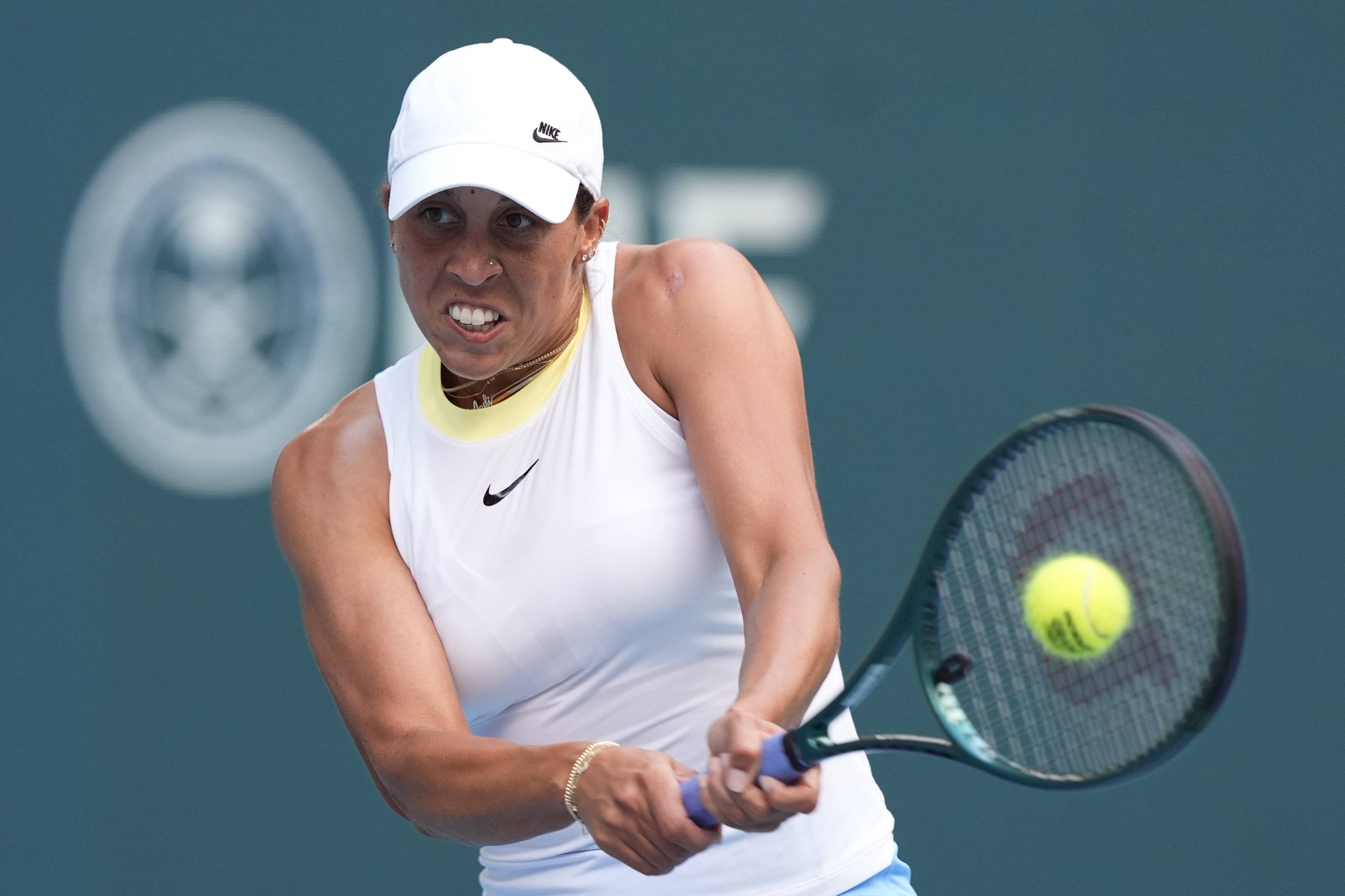 在纪律性上 在纪律性上