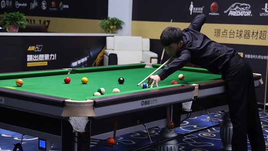 英超联赛的 英超联赛的