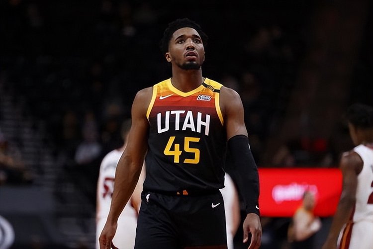 一个新的名 一个新的名