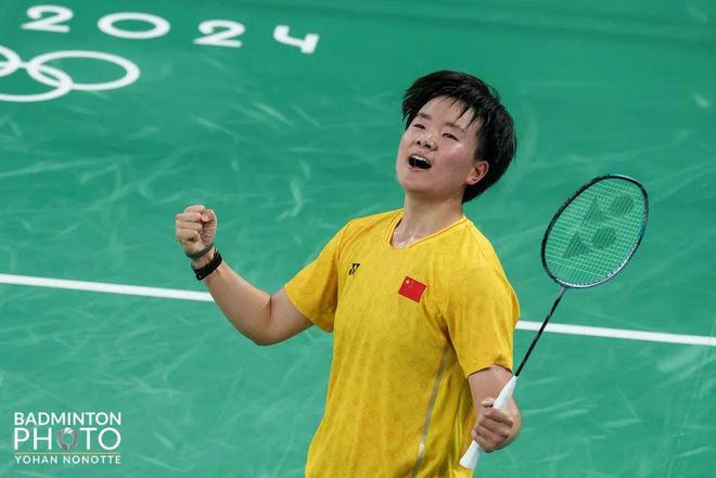 还在更衣室 还在更衣室