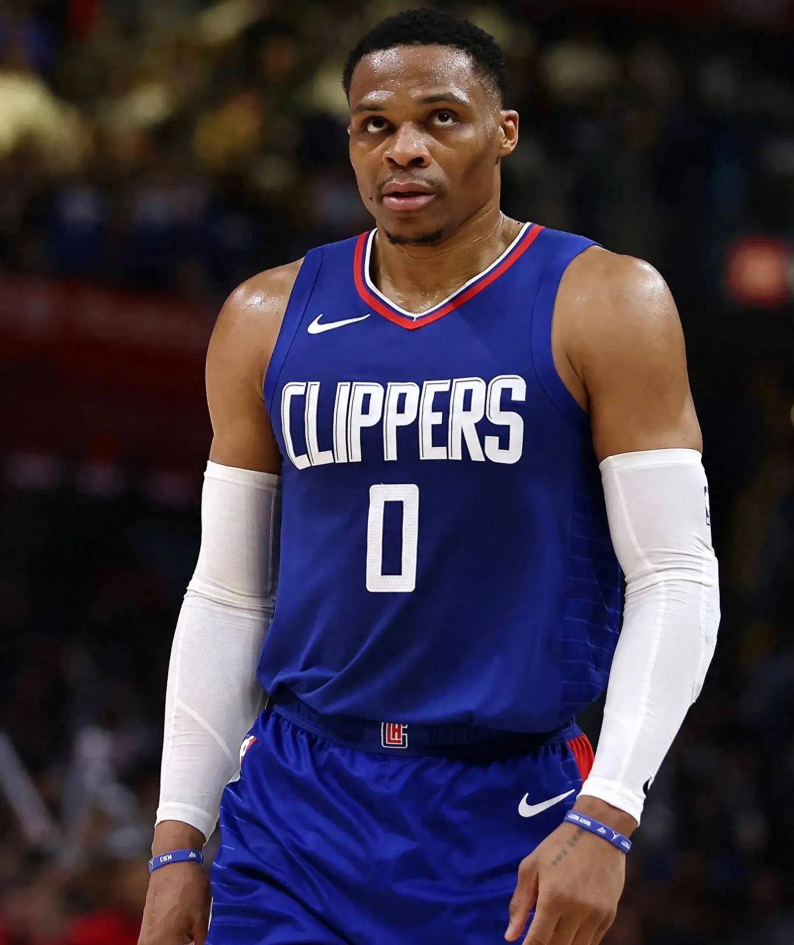 制是天花板 制是天花板