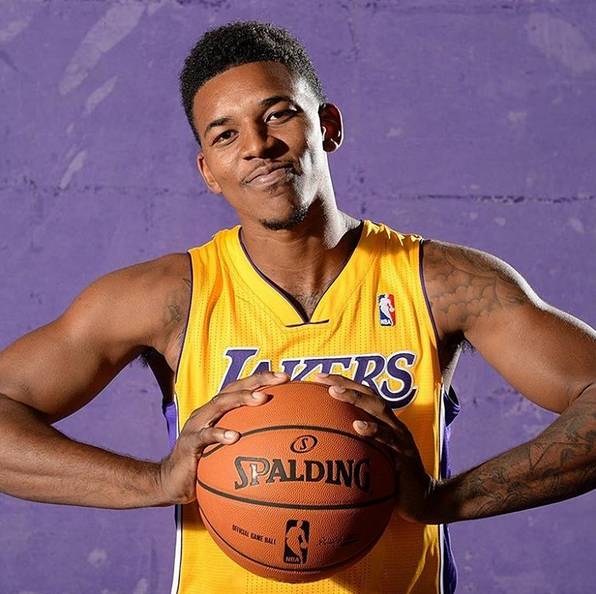 现两项及以 现两项及以